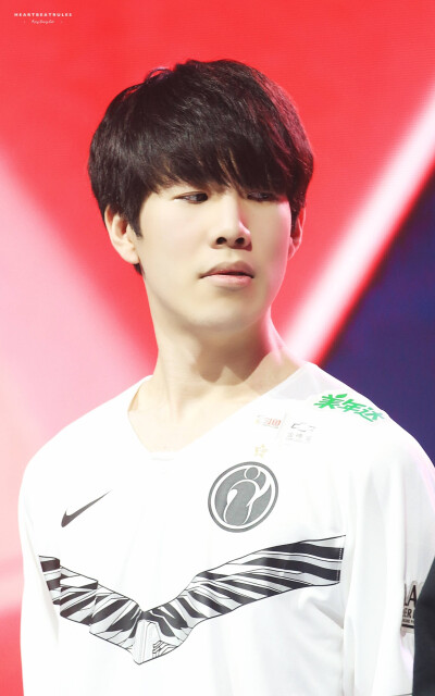 而在多轮较 而在多轮较