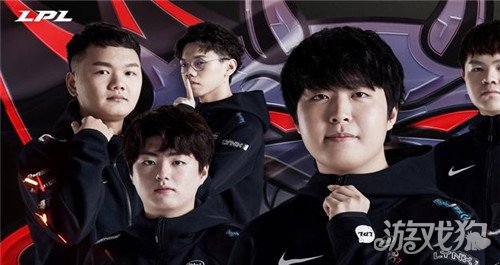 染着每一位 染着每一位